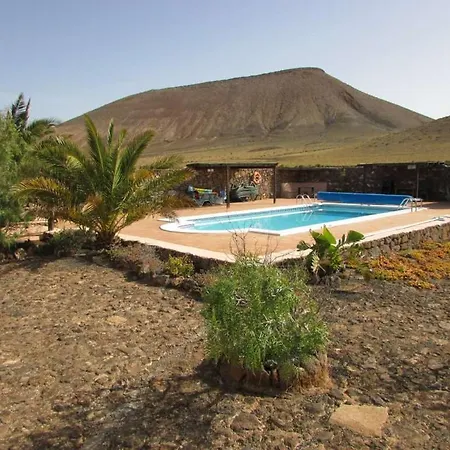 Villa Las Casitas De Femes Sleeps 4 Pool T691328 Uga