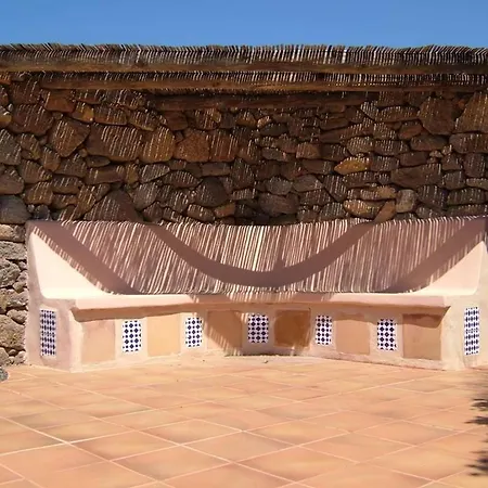 Las Casitas De Femes Sleeps 4 Pool T691328